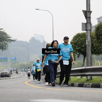 Runner Photo 7037335