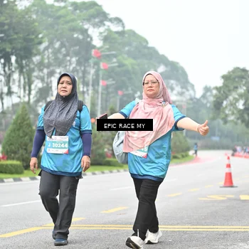 Runner Photo 7037336