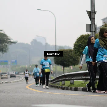 Runner Photo 7037339