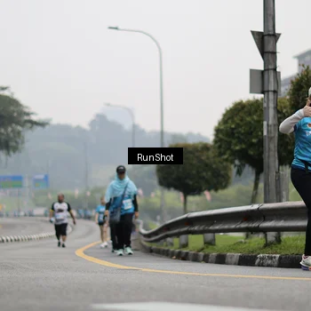Runner Photo 7037340