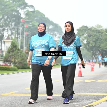 Runner Photo 7037355