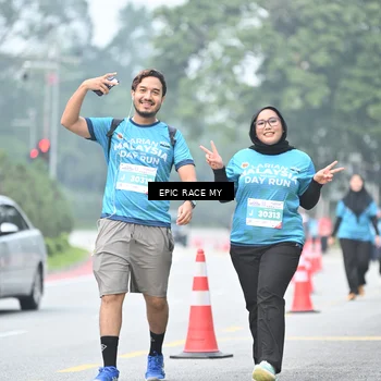 Runner Photo 7037365