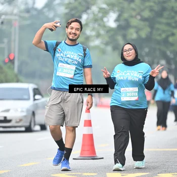 Runner Photo 7037366