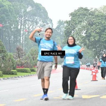 Runner Photo 7037367