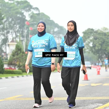Runner Photo 7037375