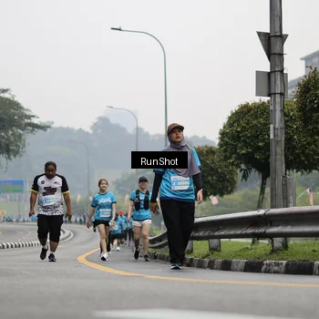 Runner Photo 7037378