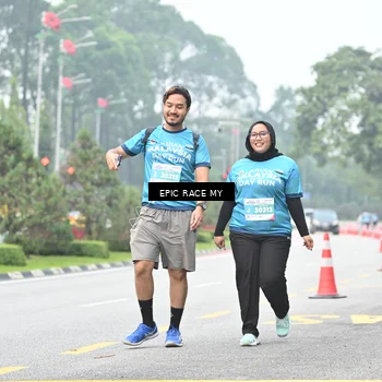 Runner Photo 7037381