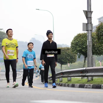 Runner Photo 7037402