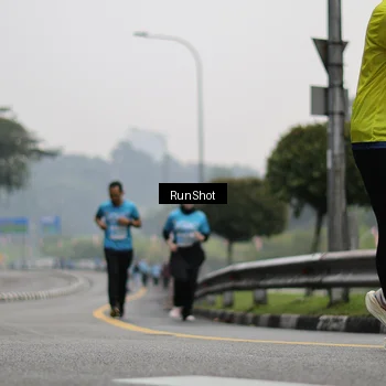 Runner Photo 7037412
