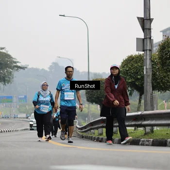 Runner Photo 7037445