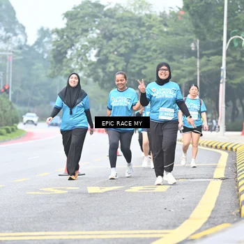 Runner Photo 7037474