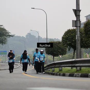 Runner Photo 7037489