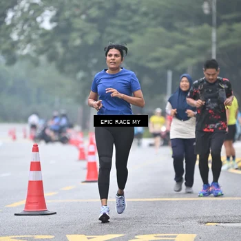 Runner Photo 7037493