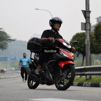 Runner Photo 7037511