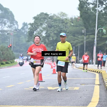 Runner Photo 7037523