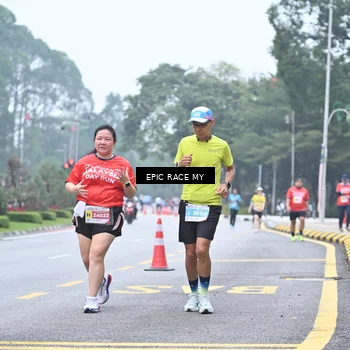 Runner Photo 7037524