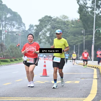 Runner Photo 7037525