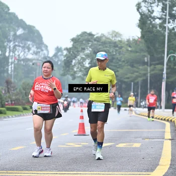 Runner Photo 7037529