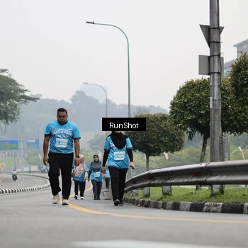 Runner Photo 7037531
