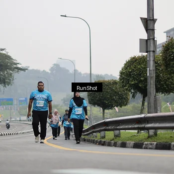 Runner Photo 7037534