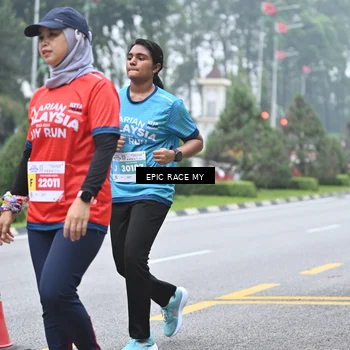 Runner Photo 7037544