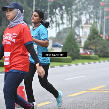 Runner Photo 7037548