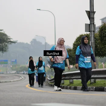 Runner Photo 7037555