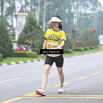 Runner Photo 7037568