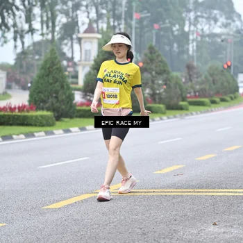 Runner Photo 7037570