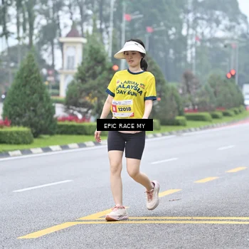 Runner Photo 7037571