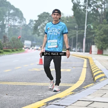 Runner Photo 7037576
