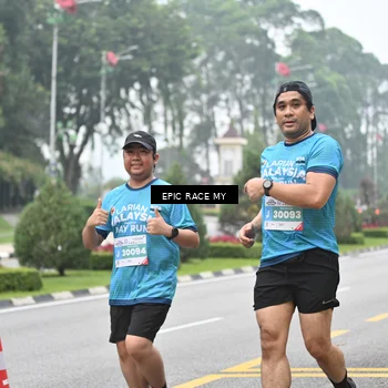 Runner Photo 7037597
