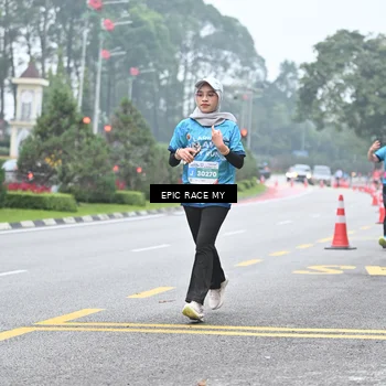 Runner Photo 7037606