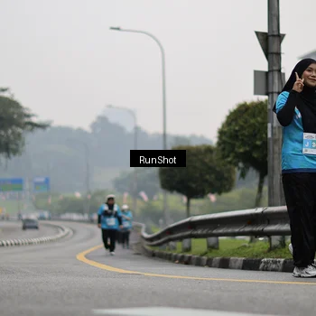 Runner Photo 7037624
