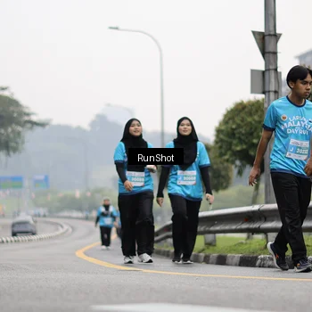 Runner Photo 7037626