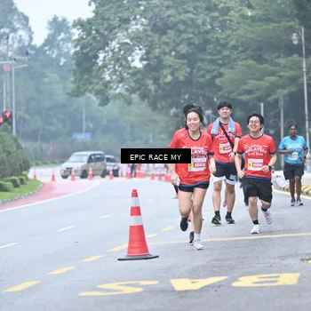 Runner Photo 7037645