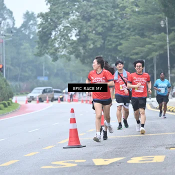 Runner Photo 7037648