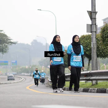 Runner Photo 7037652