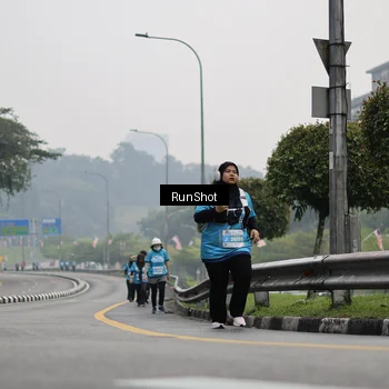 Runner Photo 7037659