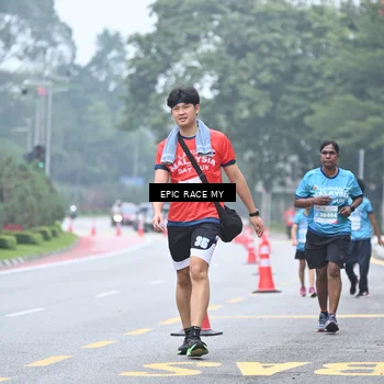 Runner Photo 7037662