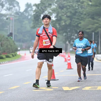 Runner Photo 7037666