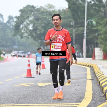 Runner Photo 7037691