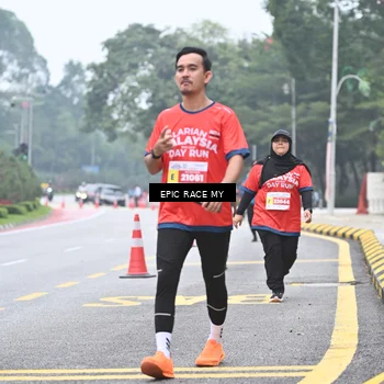 Runner Photo 7037693