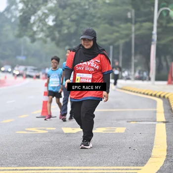 Runner Photo 7037702