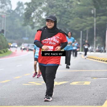 Runner Photo 7037706