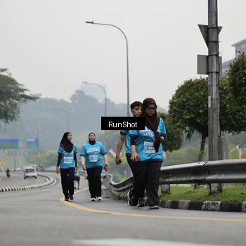 Runner Photo 7037725