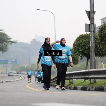 Runner Photo 7037727