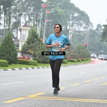 Runner Photo 7037731