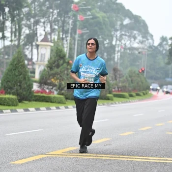Runner Photo 7037733