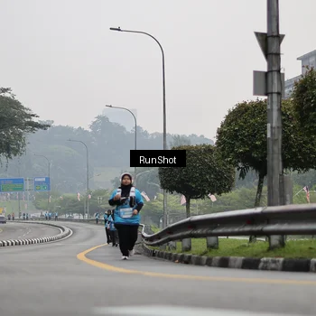 Runner Photo 7037734